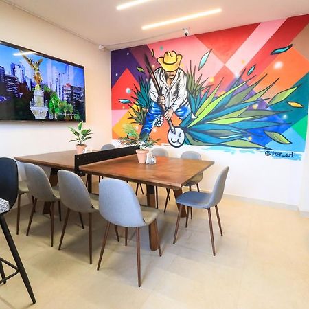 Colmena Monterrey Hotel Mexikóváros Kültér fotó